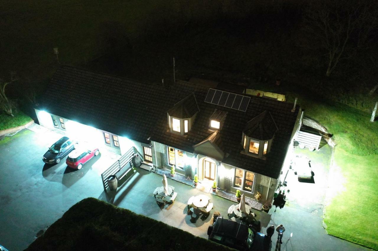 Auld Mill House Hotel ダンファームリン エクステリア 写真