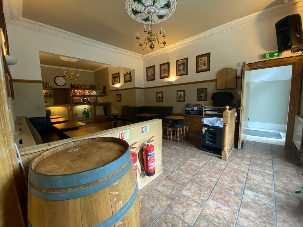 Auld Mill House Hotel ダンファームリン エクステリア 写真