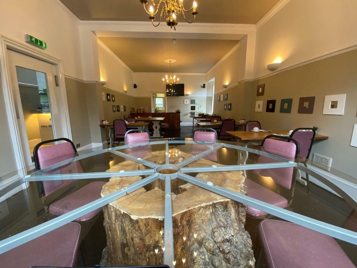 Auld Mill House Hotel ダンファームリン エクステリア 写真
